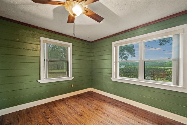 1879 County Road 3302, Greenville, TX 75402