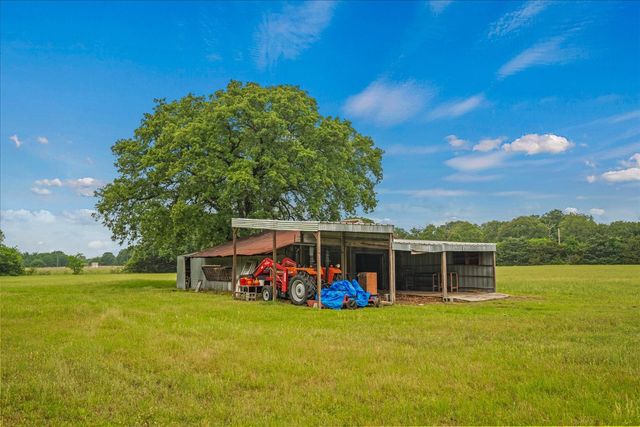 1879 County Road 3302, Greenville, TX 75402