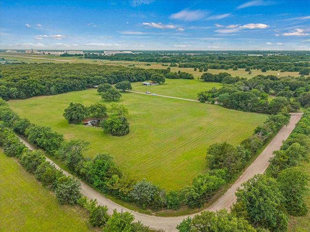1879 County Road 3302, Greenville, TX 75402