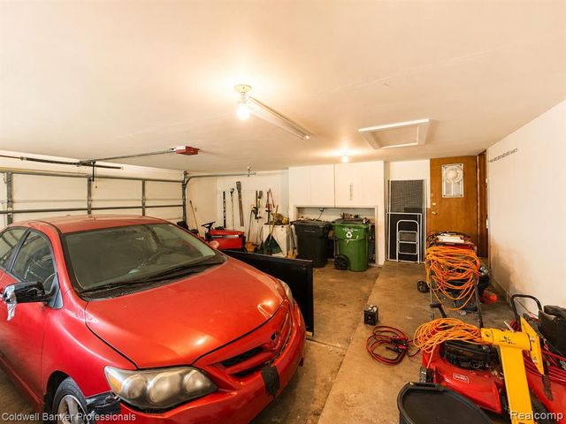 53238 Saturn Drive, Utica, MI 48316