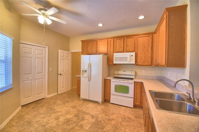 5621 FOREST RIDGE DRIVE, Winter Haven, FL 33881