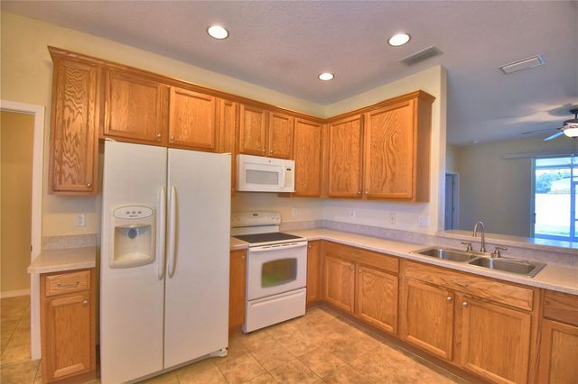 5621 FOREST RIDGE DRIVE, Winter Haven, FL 33881