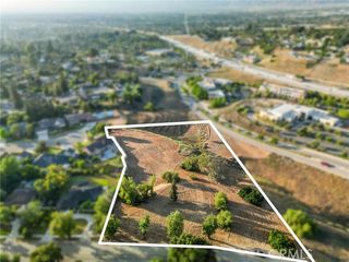 221 E Sunset Drive, Redlands, CA 92373