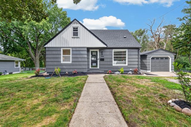 2516 Westview Terrace, Minnetonka, MN 55305