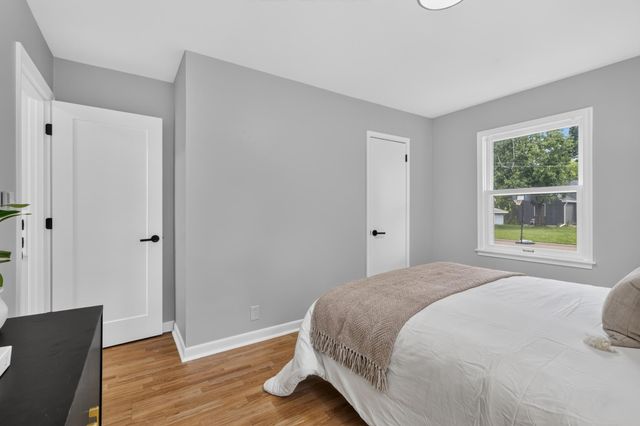 2516 Westview Terrace, Minnetonka, MN 55305