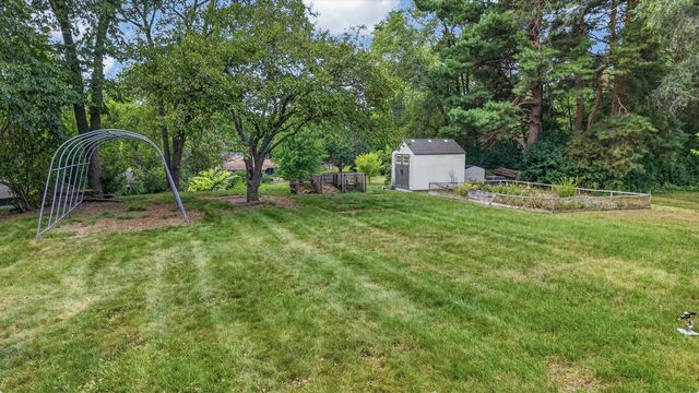 2516 Westview Terrace, Minnetonka, MN 55305
