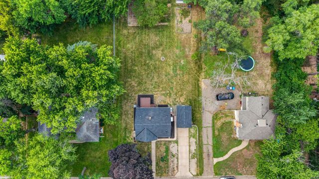 2516 Westview Terrace, Minnetonka, MN 55305