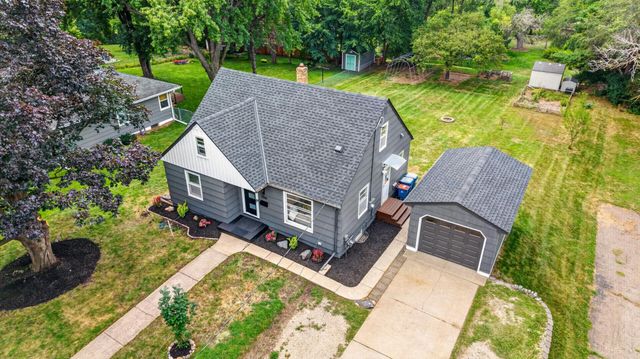 2516 Westview Terrace, Minnetonka, MN 55305