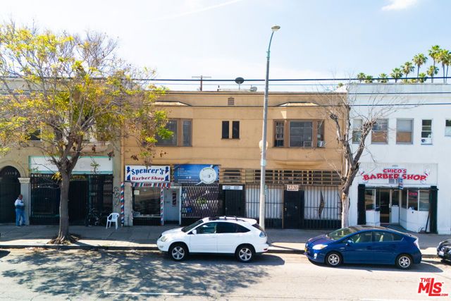 2216 W Jefferson Boulevard, Los Angeles, CA 90018