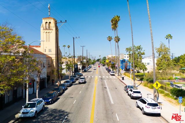 2216 W Jefferson Boulevard, Los Angeles, CA 90018