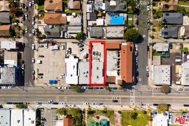2216 W Jefferson Boulevard, Los Angeles, CA 90018