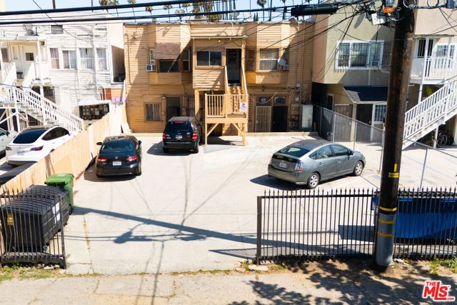 2216 W Jefferson Boulevard, Los Angeles, CA 90018