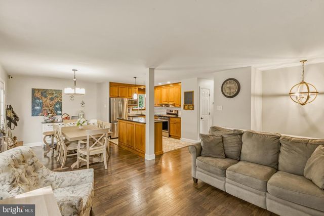 730 CHETWOOD CT, West Deptford, NJ 08096