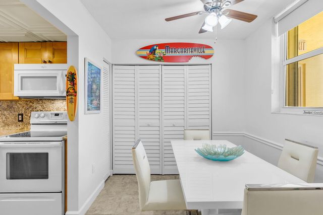 88540 Overseas Hwy Apt 101, Plantation Key, FL 33070