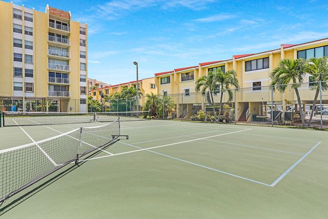 88540 Overseas Hwy Apt 101, Plantation Key, FL 33070