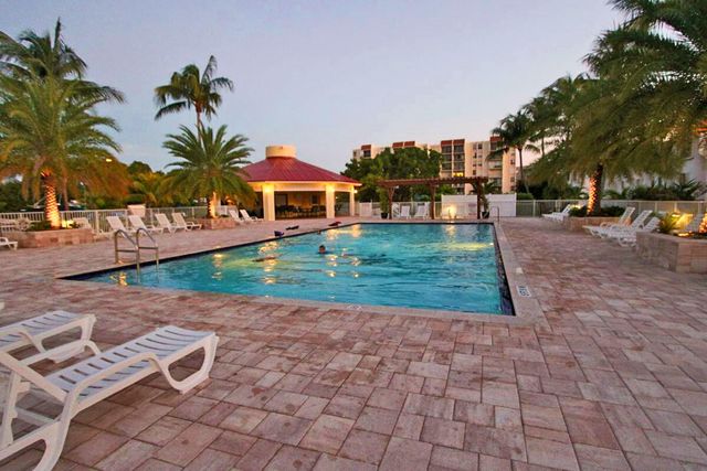 88540 Overseas Hwy Apt 101, Plantation Key, FL 33070