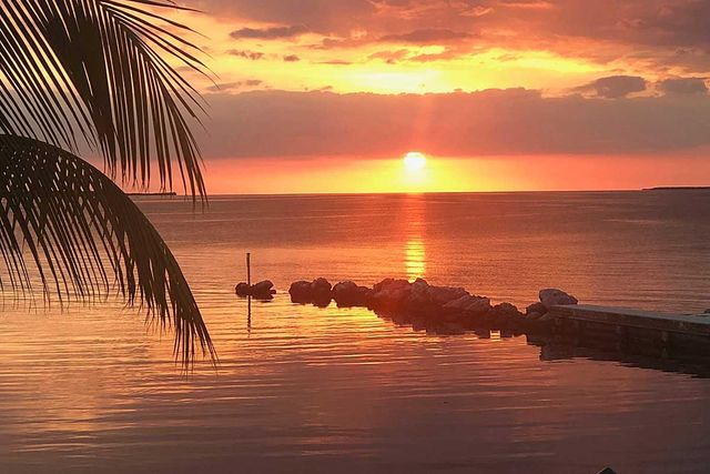 88540 Overseas Hwy Apt 101, Plantation Key, FL 33070