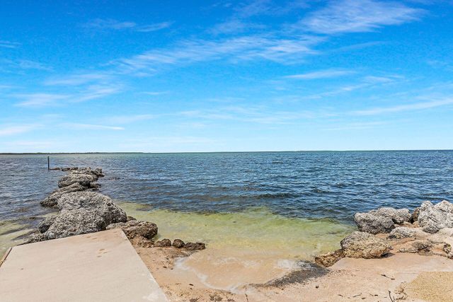 88540 Overseas Hwy Apt 101, Plantation Key, FL 33070