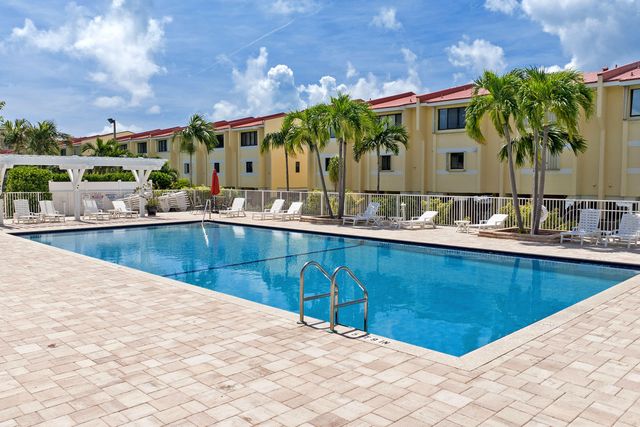 88540 Overseas Hwy Apt 101, Plantation Key, FL 33070