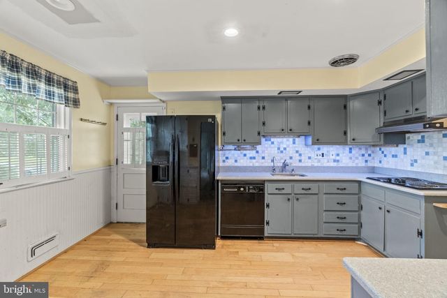 218 WALT WHITMAN BLVD, Cherry Hill, NJ 08003