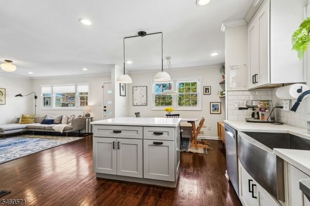 34 Ohio St, Maplewood Twp., NJ 07040