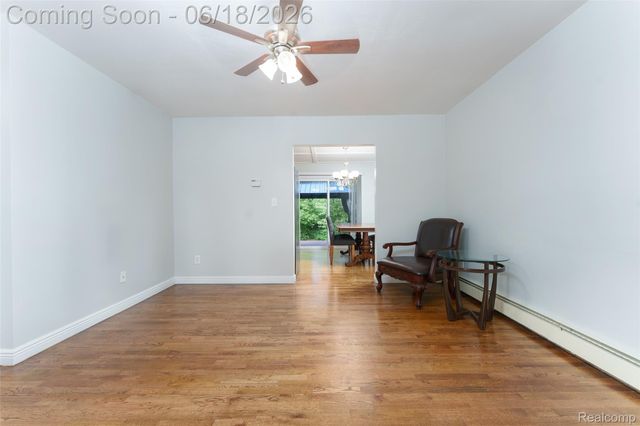 423 Sunset, White Lake Charter Township, MI 48383