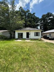 903 Wilder Ave, Dothan, AL 36303