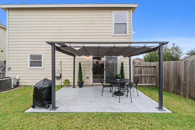 2903 Valiant Scene Court, Houston, TX 77038