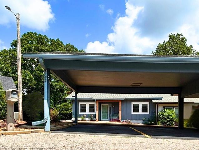 22 Spring River Lane, Cherokee Village, AR 72529