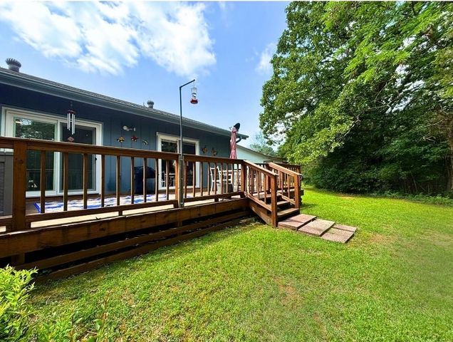 22 Spring River Lane, Cherokee Village, AR 72529