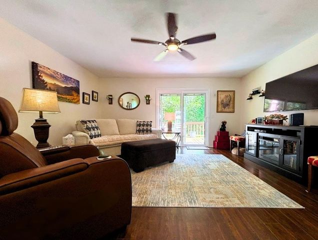 22 Spring River Lane, Cherokee Village, AR 72529