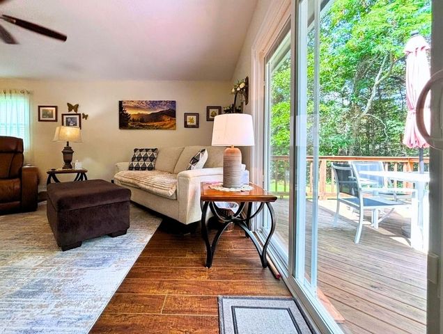 22 Spring River Lane, Cherokee Village, AR 72529