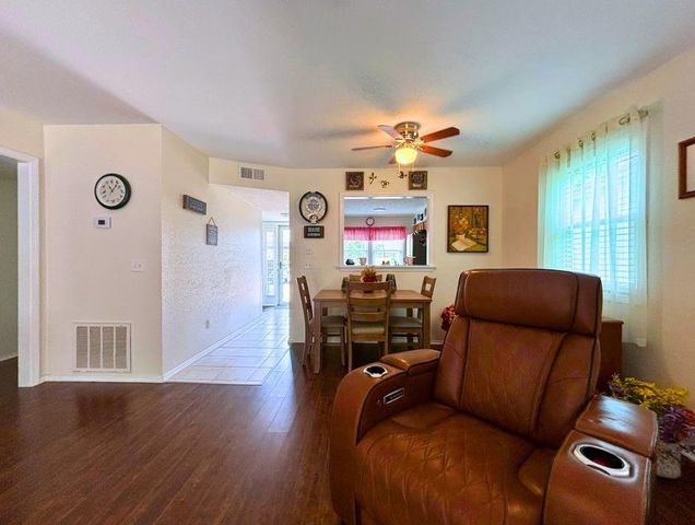 22 Spring River Lane, Cherokee Village, AR 72529