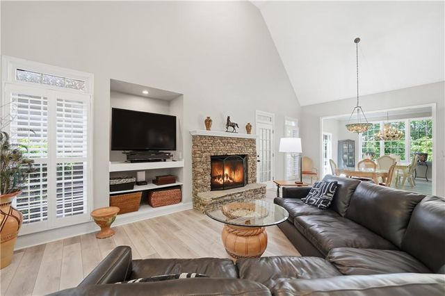 122 Woodstream Point, Big Canoe, GA 30143