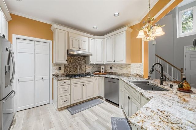 122 Woodstream Point, Big Canoe, GA 30143