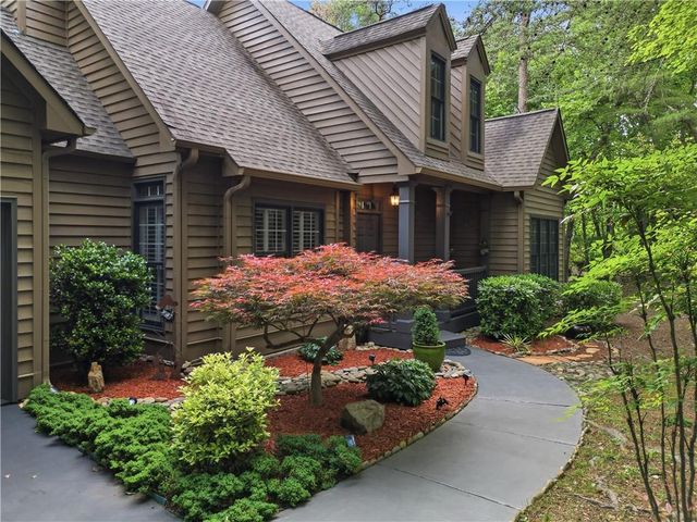122 Woodstream Point, Big Canoe, GA 30143