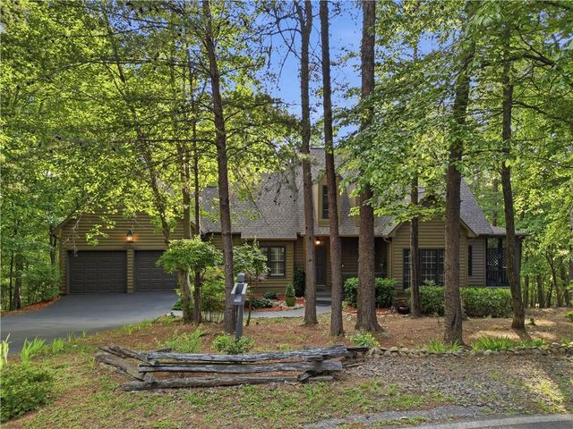 122 Woodstream Point, Big Canoe, GA 30143