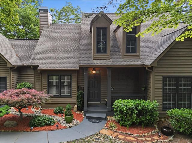 122 Woodstream Point, Big Canoe, GA 30143