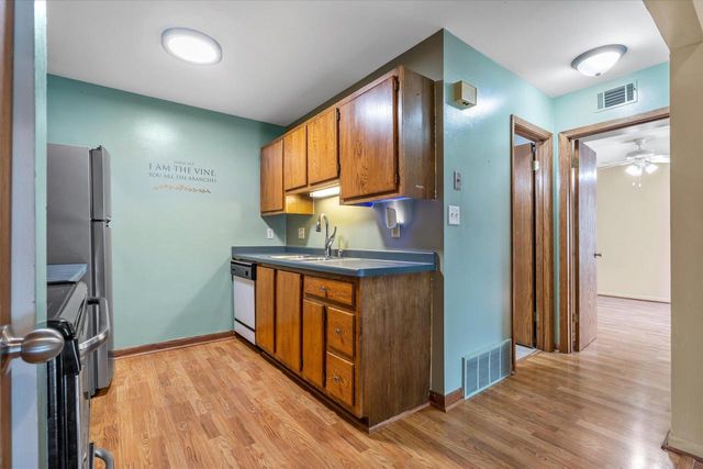 4906 S 19th STREET #D, Milwaukee, WI 53221
