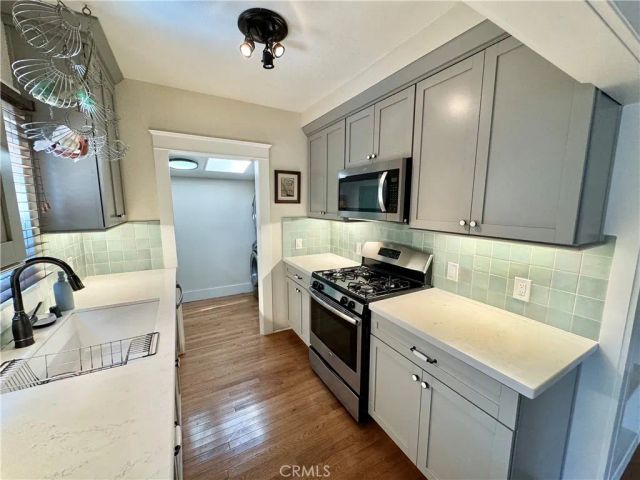425 W 5th Street, Long Beach, CA 90802
