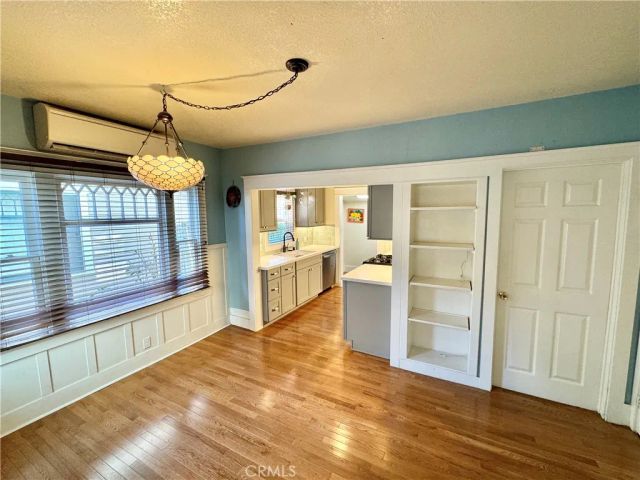 425 W 5th Street, Long Beach, CA 90802