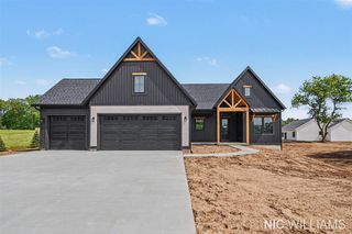 11279 Bancroft Way, Alto, MI 49302