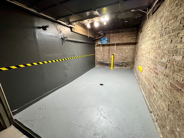 600 N La Grange Road A2, La Grange Park, IL 60526