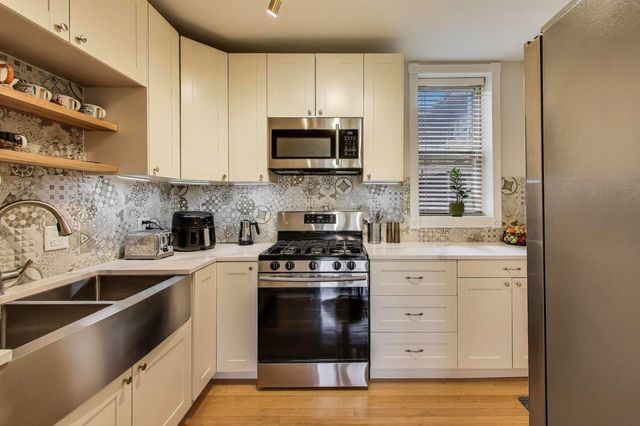 600 N La Grange Road A2, La Grange Park, IL 60526