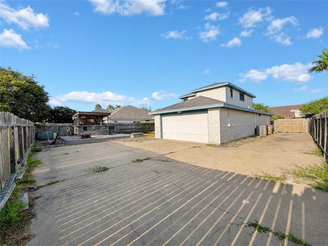 15334 Barataria Dr, Corpus Christi, TX 78418