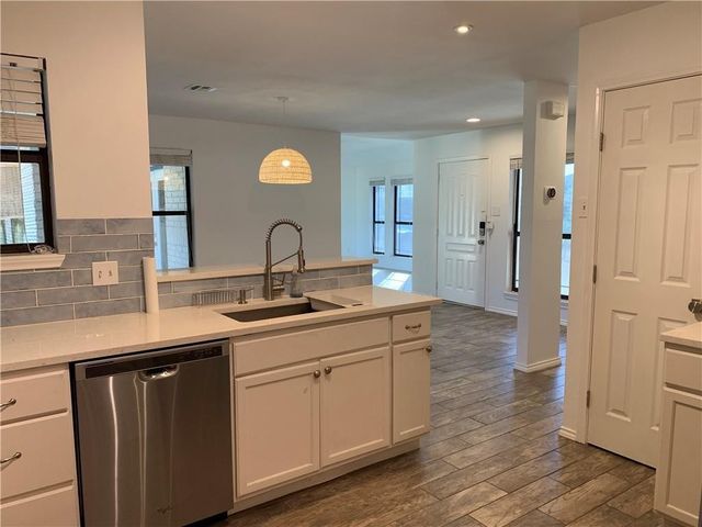 15334 Barataria Dr, Corpus Christi, TX 78418
