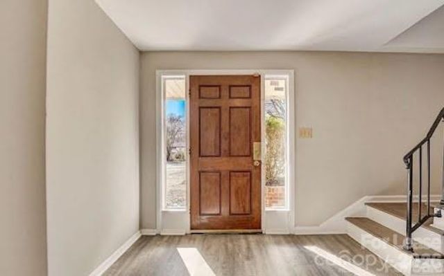 5707 Snow White Lane, Charlotte, NC 28213