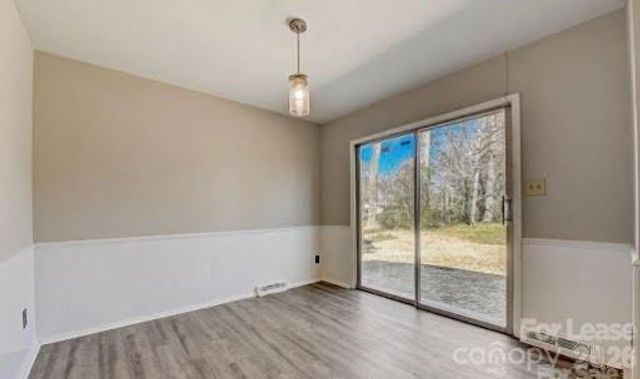 5707 Snow White Lane, Charlotte, NC 28213