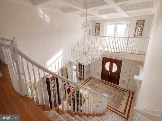 1521 HUNTER MILL RD, Vienna, VA 22182