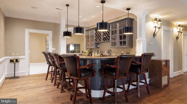 1521 HUNTER MILL RD, Vienna, VA 22182
